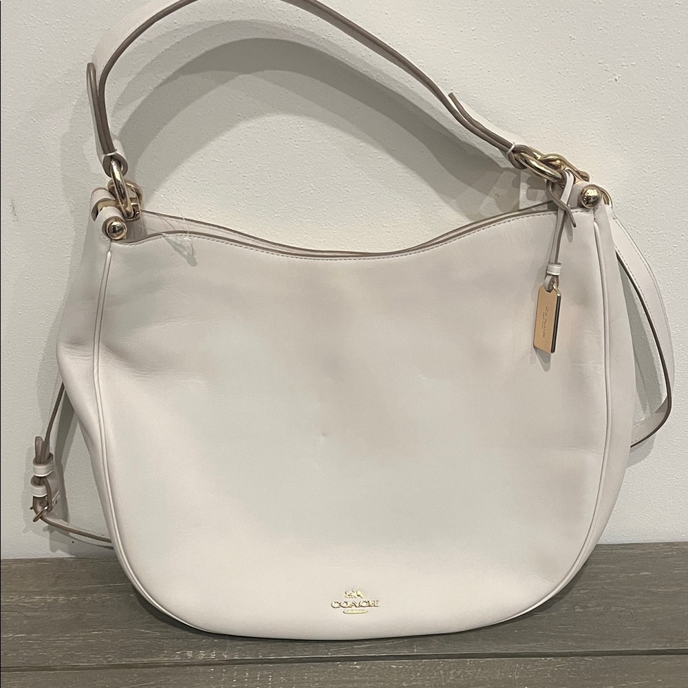 Authentic/ New Coach Cream Leather Shoulder Bag